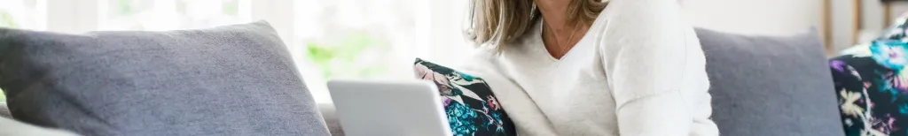 How to Tell if an Older Man Over 50 Likes You